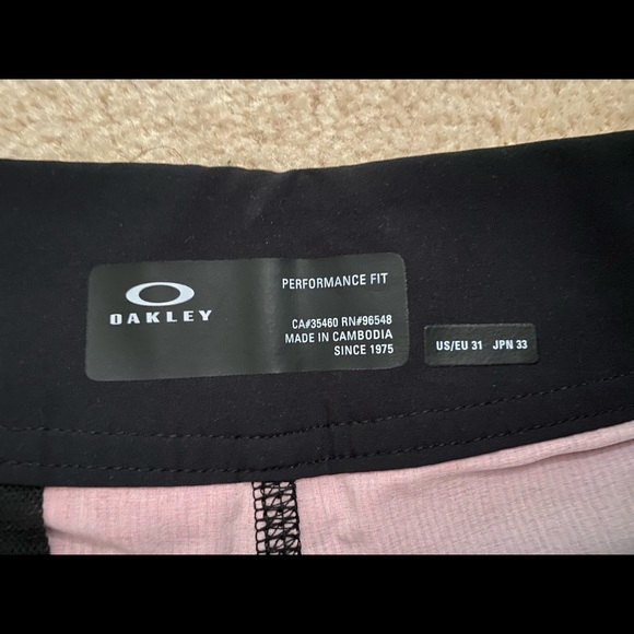 Oakley Men’s Boardshorts - Picture 3 of 3